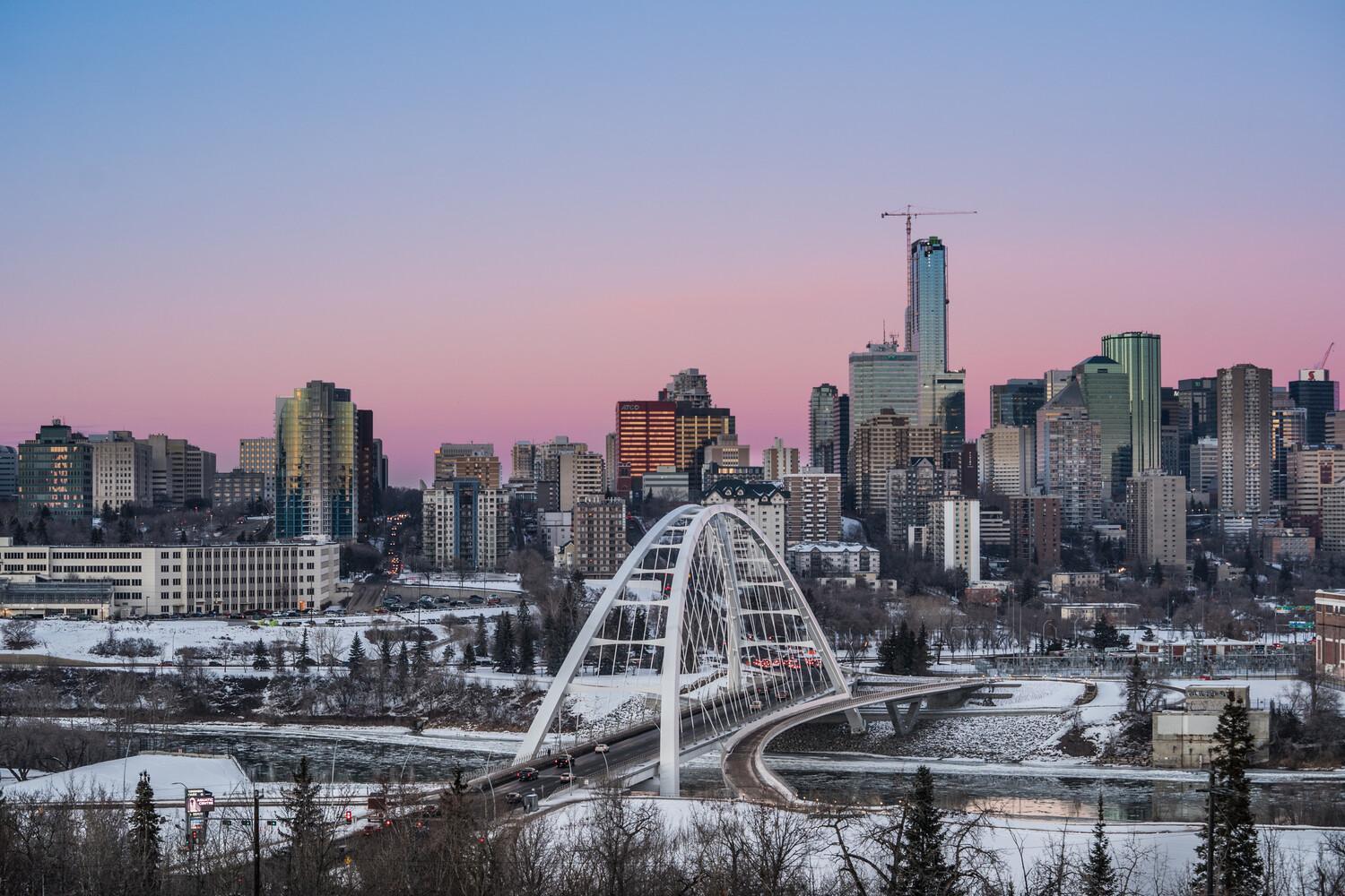 Delta Hotels By Marriott Edmonton Centre Suites Экстерьер фото