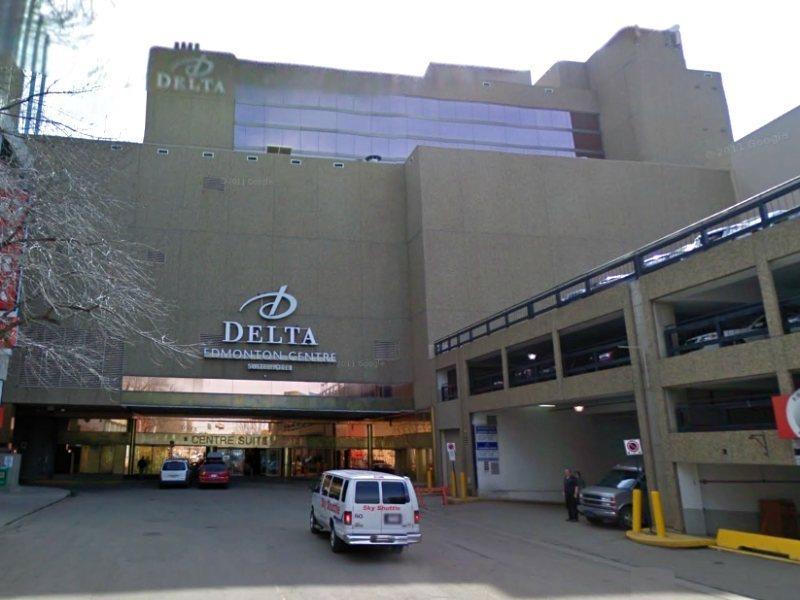 Delta Hotels By Marriott Edmonton Centre Suites Экстерьер фото